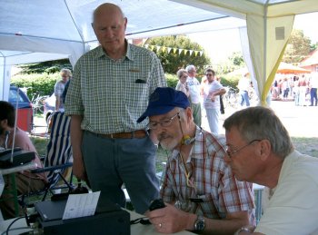 DK3BB, EI8CN und DK1BV